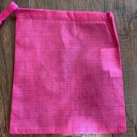 Thirty One Timeless Memory Pouch pink pop medallion NEW - Picture 5 of 8